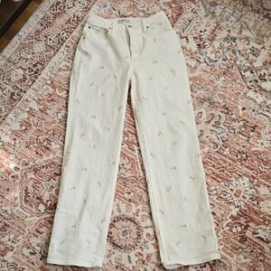 Abercrombie & Fitch White Floral Curve Love 90's Relaxed High Rise Jean Size 6L